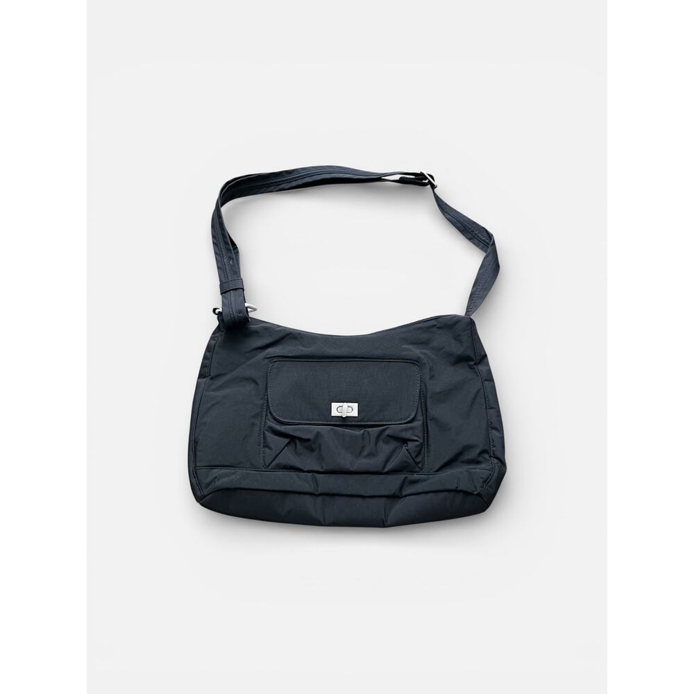 Magellan's RFID Anti-Theft Cross Body Travel  Bag Black Adjustable Strap